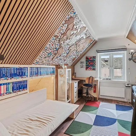 Super Central, Quiet And Cozy Travelers Loft Apartment *